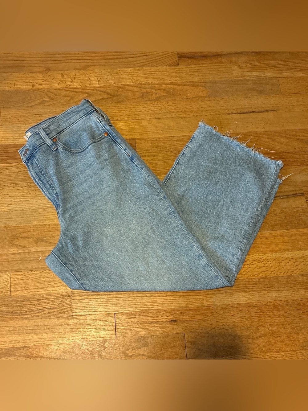 Light Wash Raw Hem Cropped Wide Leg Jeans - Madewell